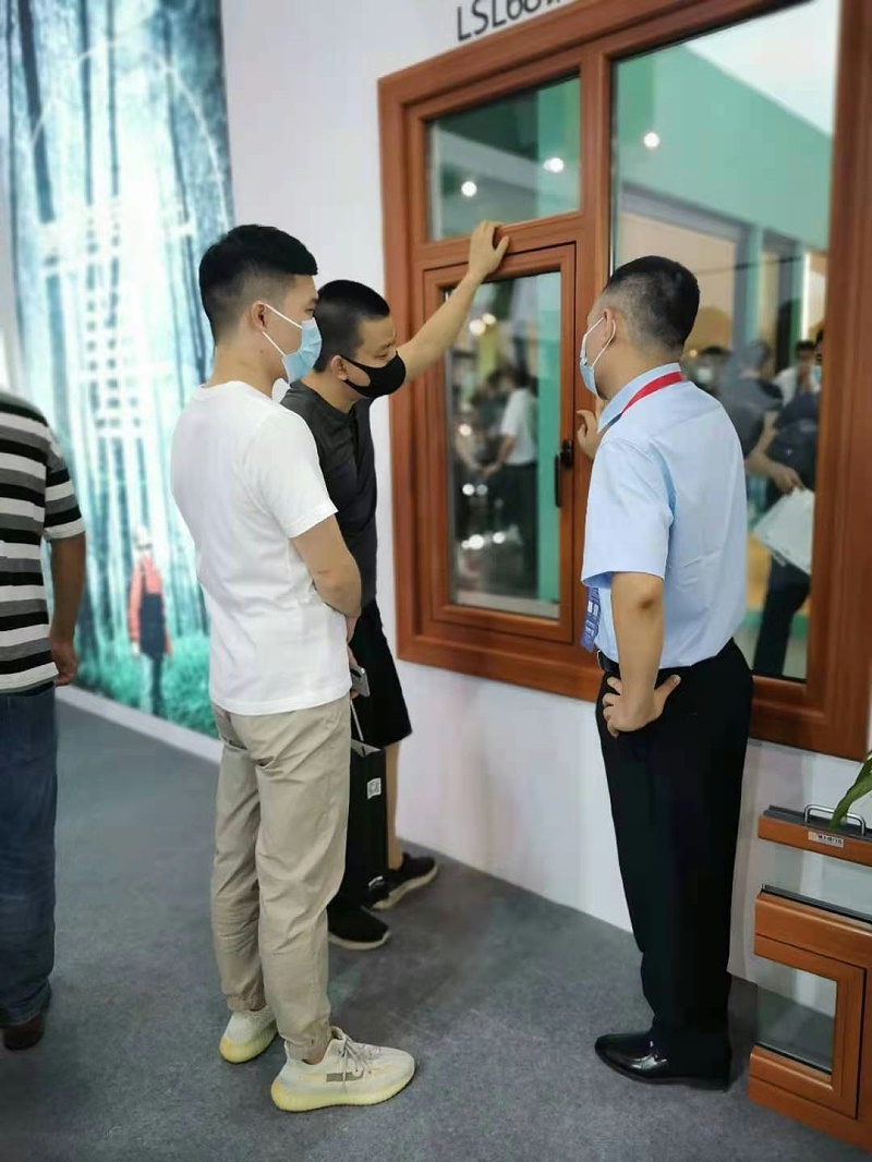 2021廣州建博會 | 樓上樓健康鋁木系統(tǒng)門窗精彩回顧！